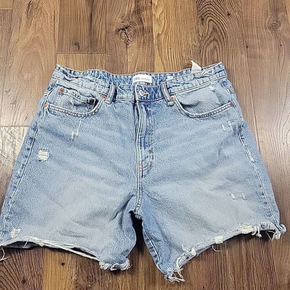 Zara Denim Shorts Womems 14 Light Wash Cut Off Distressed Denim